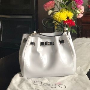 Beijo - It's A Cinch